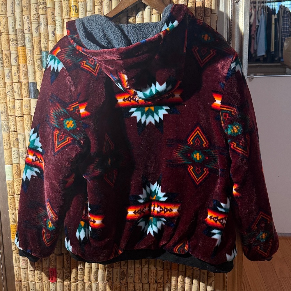 Colorful Patterned Hooded Jacket - Picture 5 of 5